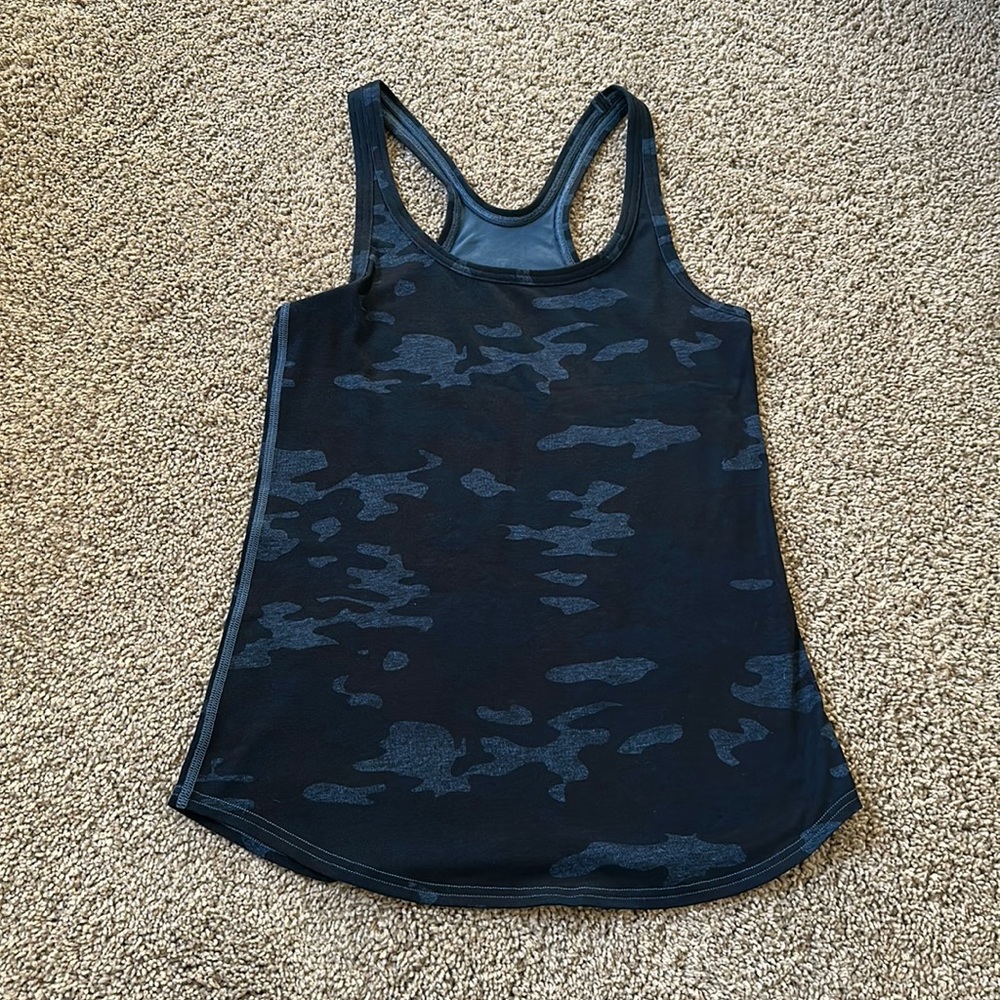 Lululemon navy camo tank
